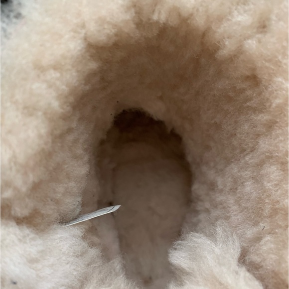 Pink glitter Bailey Bow UGG boots women Size 9 🎀✨ - Picture 3 of 5